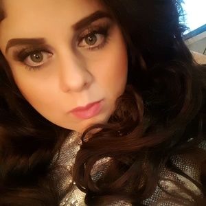 Meet your Posher, Janette